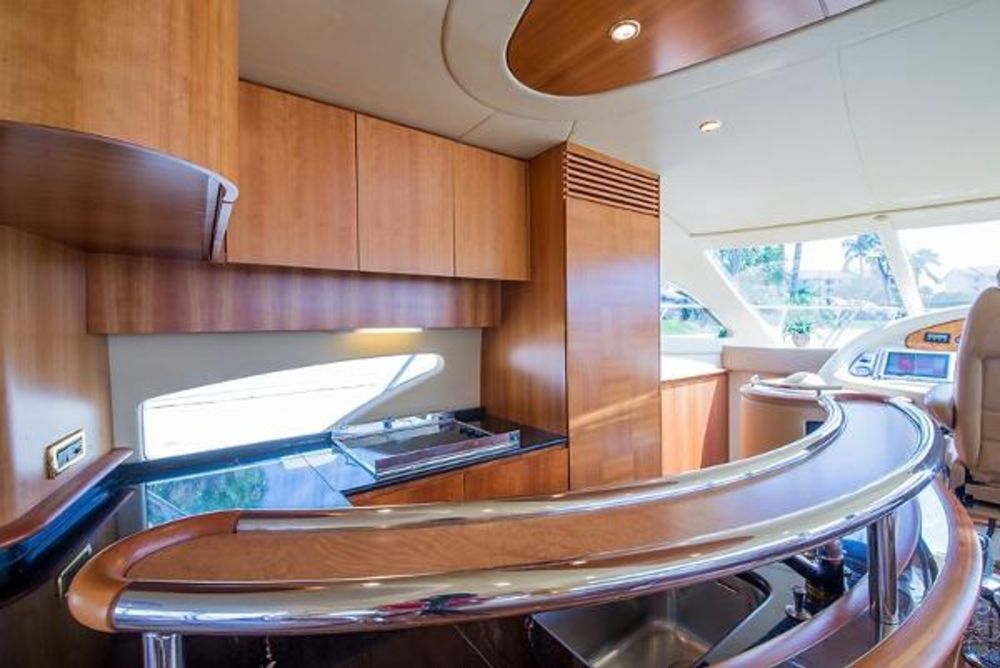 Azimut Yacht
